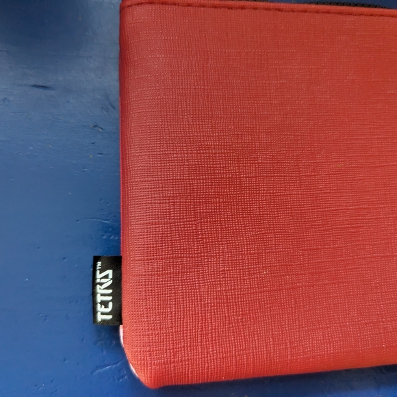 Ipsy x Tetris Makeup Bag - Picture 3 of 7